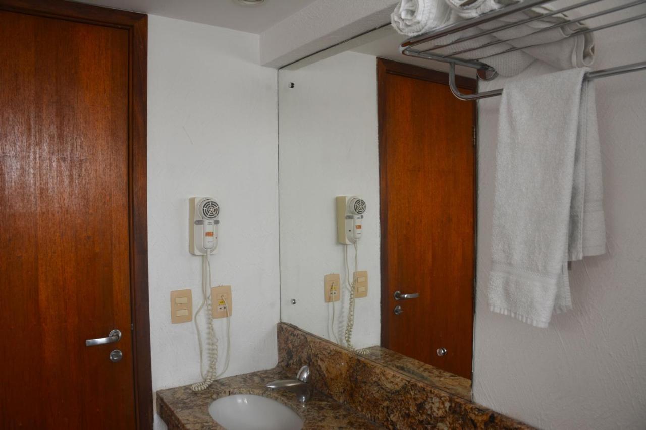 Plaza - Apto 1812 Apartamento *