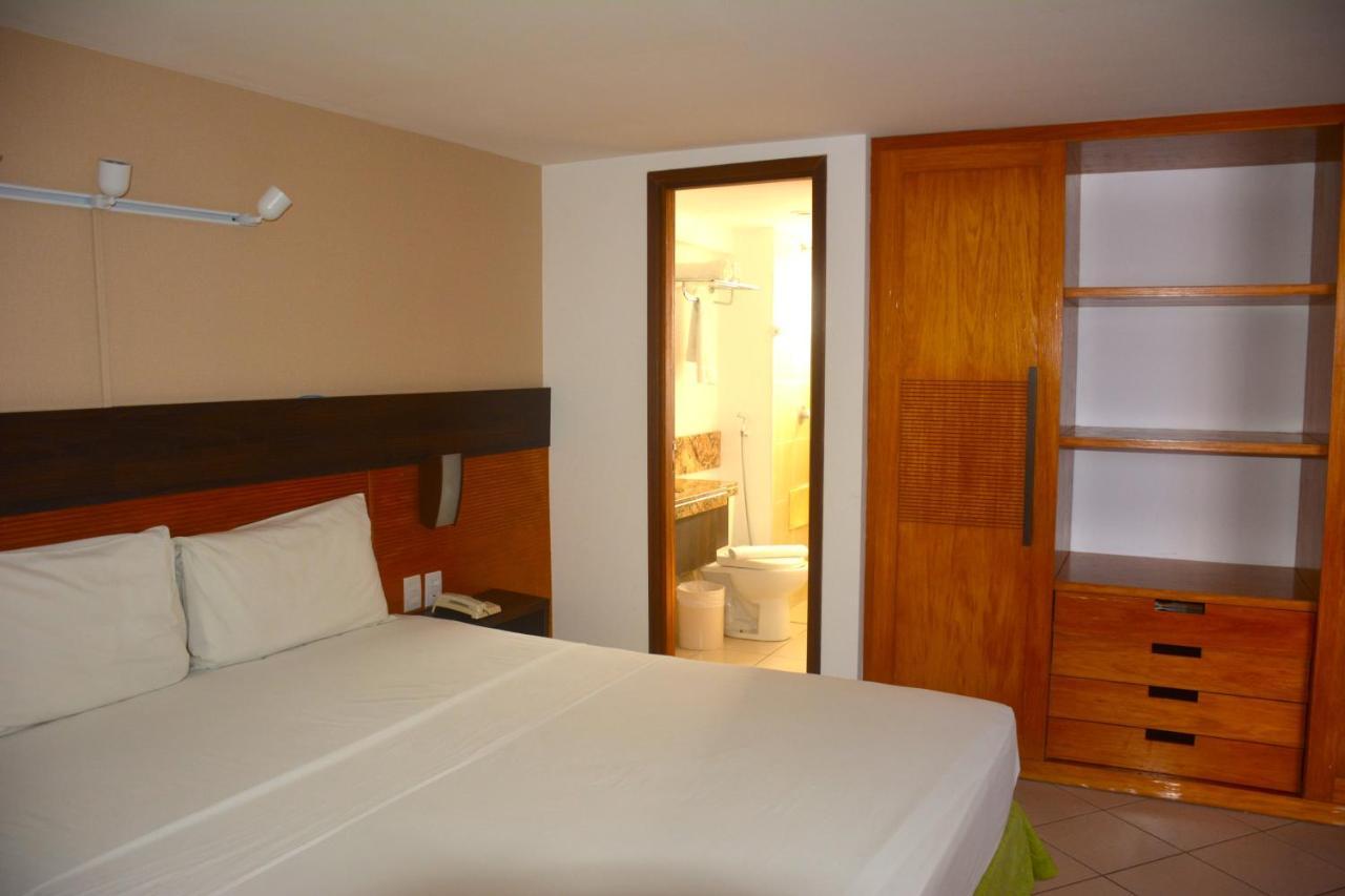 Apartamento Plaza - Apto 1812 *
